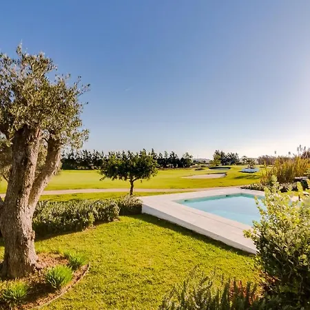 M30 - Luxury Front Golf - Private Pool Villa Quarteira