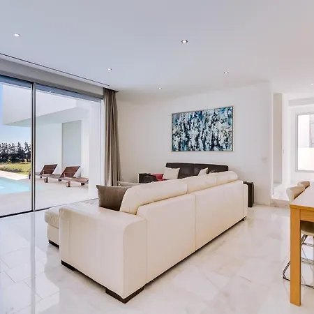 Villa M30 - Luxury Front Golf - Private Pool
