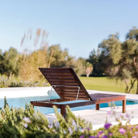 M30 - Luxury Front Golf - Private Pool Villa Quarteira