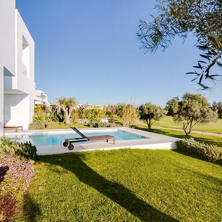 Villa M30 - Luxury Front Golf - Private Pool Quarteira